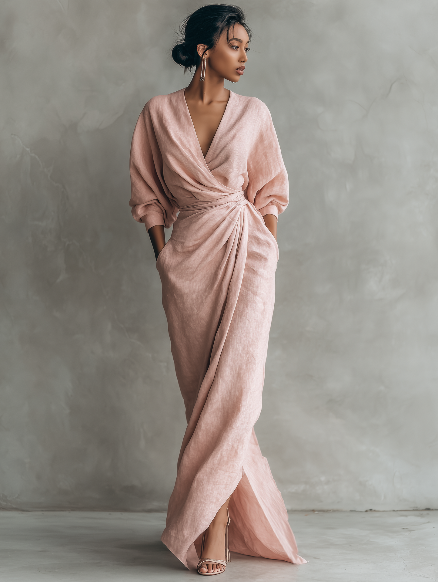 Liza – Elegáns V-nyakú nyári ruha mély hátkivágással