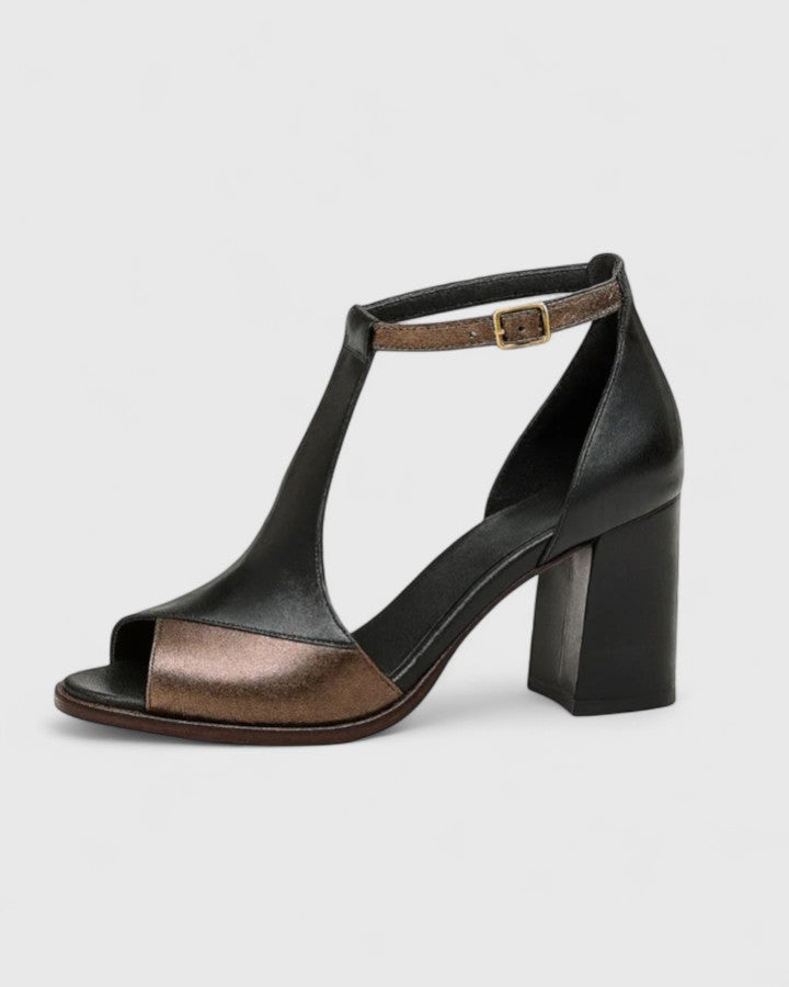 Kinga™ | Modern sarkú cipő – Elegancia és stabilitás