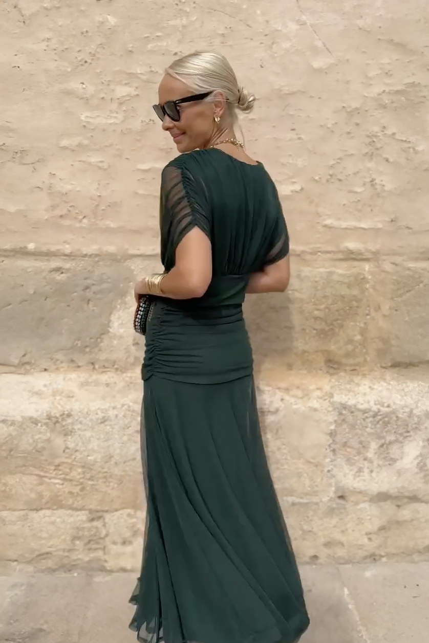 Katalin | Elegáns alkalmi maxiruha V-kivágással