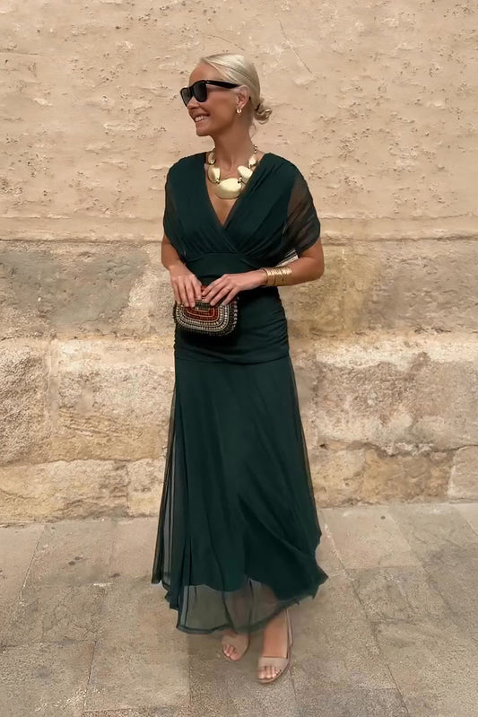 Katalin | Elegáns alkalmi maxiruha V-kivágással
