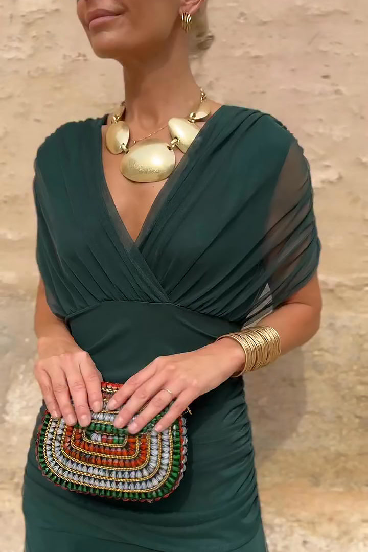 Katalin | Elegáns alkalmi maxiruha V-kivágással