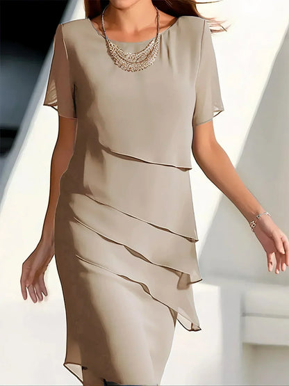 Anastasia | Elegáns Rétegezett Midi Ruha
