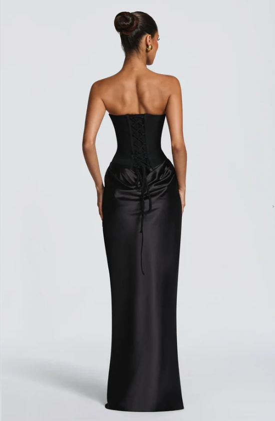 Llona Maxi Ruha