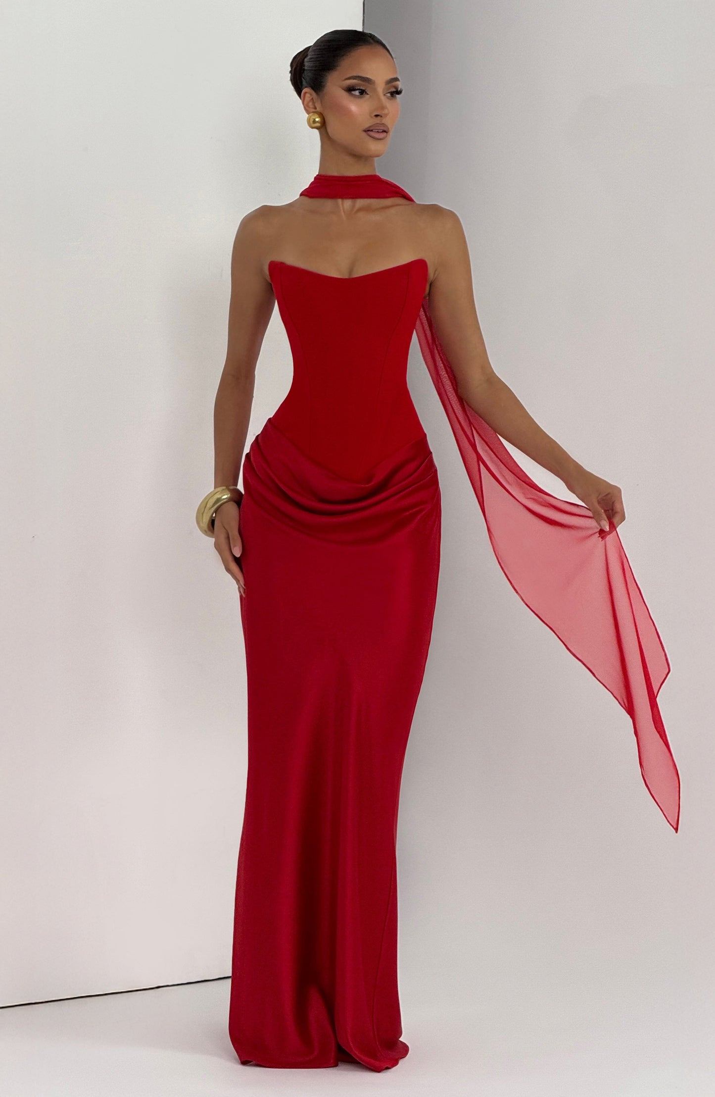 Llona Maxi Ruha