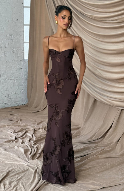 Nóra Maxi Ruha