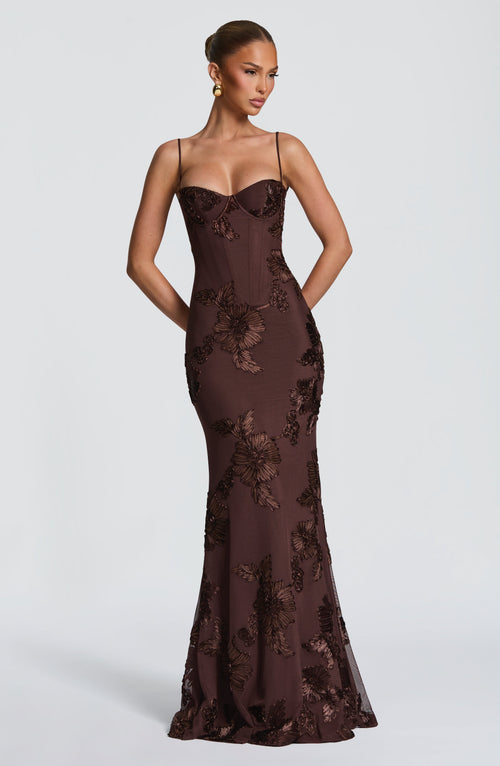Nóra Maxi Ruha